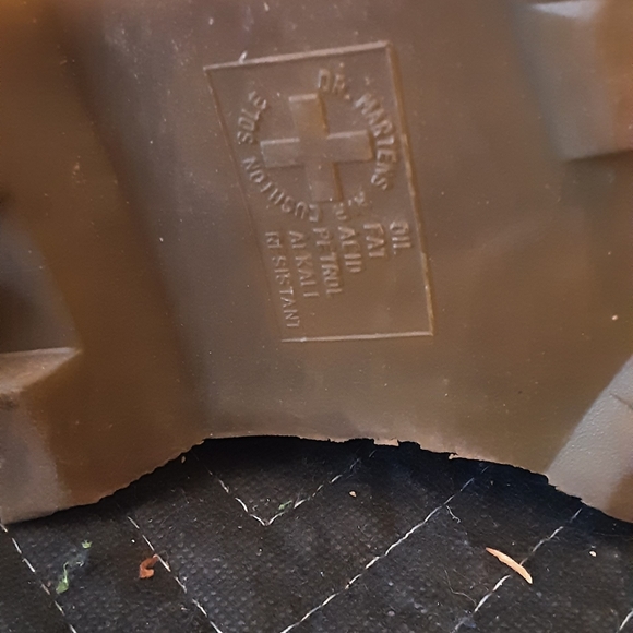 Dr. Martens - Picture 6 of 15